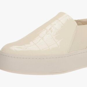 Vince Warren marble cream Crocco shoes. Women size 10. NIB